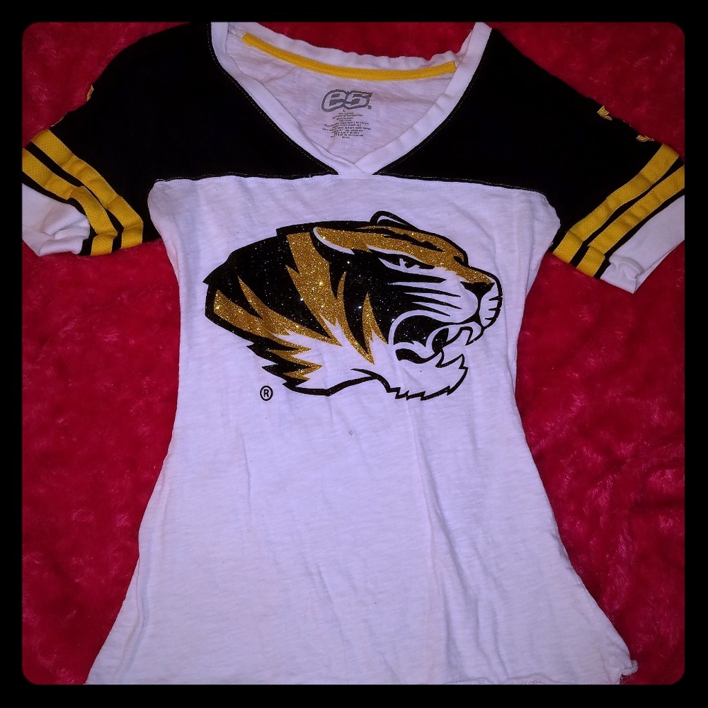 Mizzou v neck tshirt